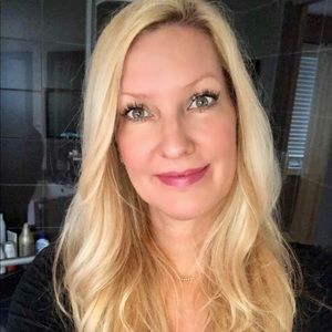 Meet your Posher, Ingrid